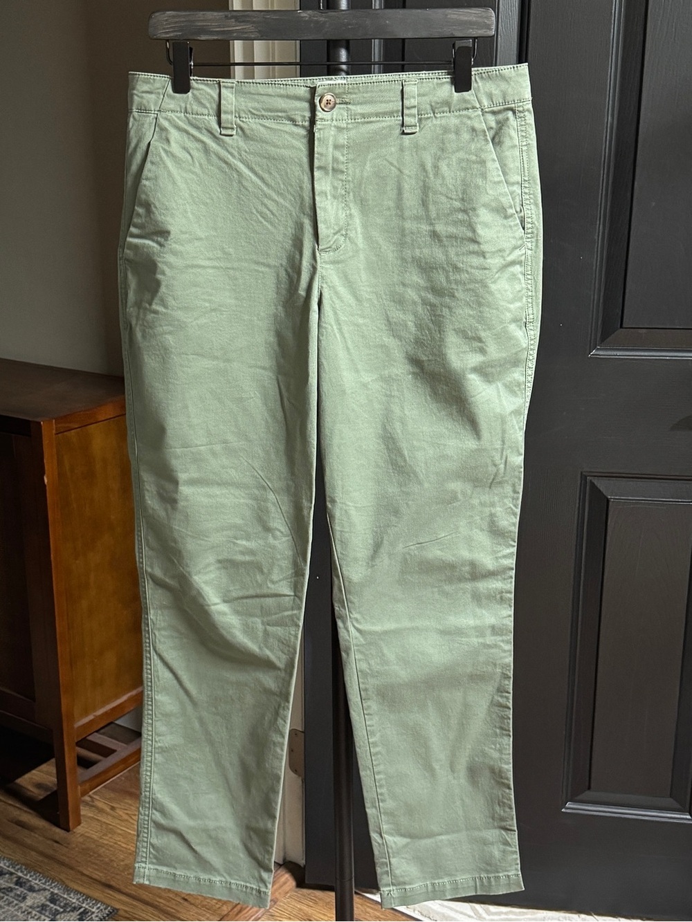 {GAP} "Girlfriend Chino" Green Khaki Tapered Straight Leg Pants WP12